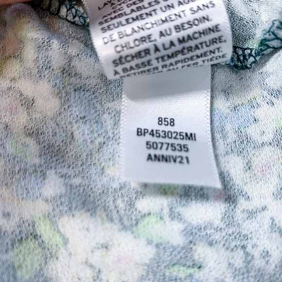 Blank NYC Twill Utility Cropped Jacket in Mint Green - Picture 7 of 10